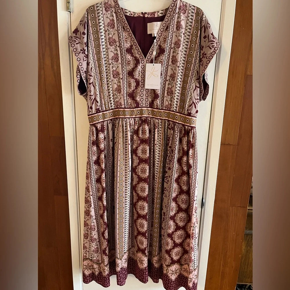 Gal Meets Glam Liza Print Charmeuse Midi Dress - Picture 5 of 9